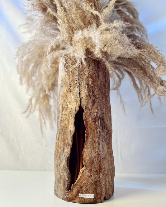Vaza scobita natural din lemn vechi cusuta manual TRINOS