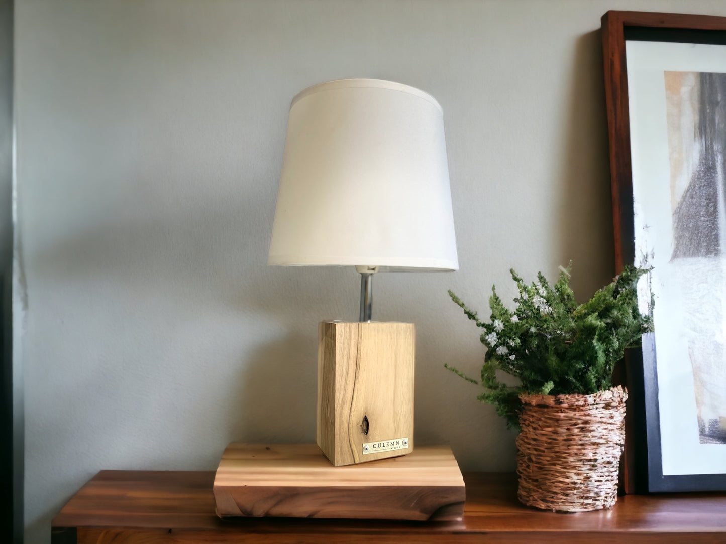 Solid walnut lamp Tiny