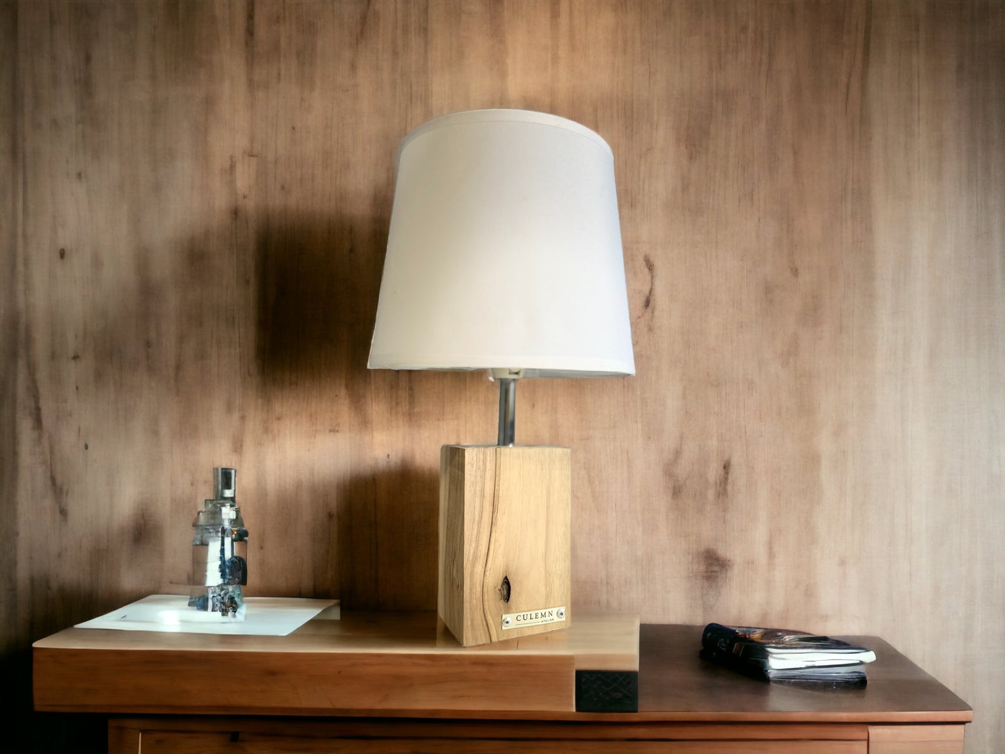 Solid walnut lamp Tiny